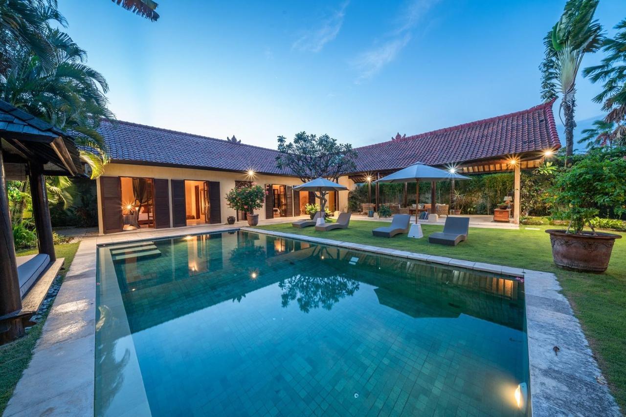 Rumi Villas Seminyak Exterior foto